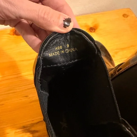 Target Black Patent Chelsea Boots Size 9 Lug Sole - Picture 5 of 8
